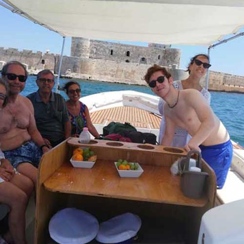 tour in barca ortigia costa